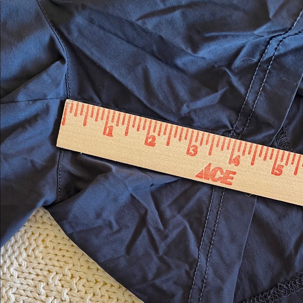 The North Face Women’s Flash Dry Navy Blue Performance Shorts Sz 10 - Picture 3 of 12